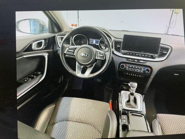 KIA CEE D Ceed Sportswagon 1.5 T-GDi Dyn.PlusL. STOEL&STUUR VERW. / CAMERA / CLIMA / NAVI / CRUISE