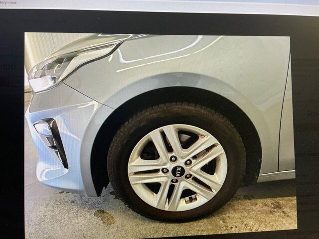 KIA CEE D Ceed Sportswagon 1.5 T-GDi Dyn.PlusL. STOEL&STUUR VERW. / CAMERA / CLIMA / NAVI / CRUISE