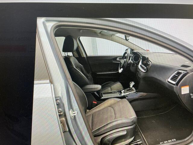 KIA CEE D Ceed Sportswagon 1.5 T-GDi Dyn.PlusL. STOEL&STUUR VERW. / CAMERA / CLIMA / NAVI / CRUISE