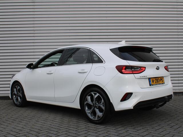 KIA CEE D Ceed 1.4 T-GDi DynamicPlusLine | 17 inch | Navi | Camera | Trekhaak | Stoel- Stuurverwarming |