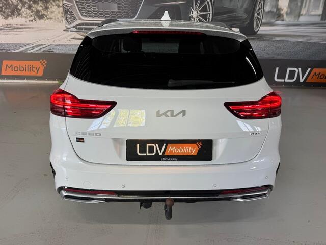 KIA CEE D 1.6 GDI PHEV / DynamicLine / Elektrische achterklep / Trekhaak / Carplay / incl. onderhoudsbeurt.