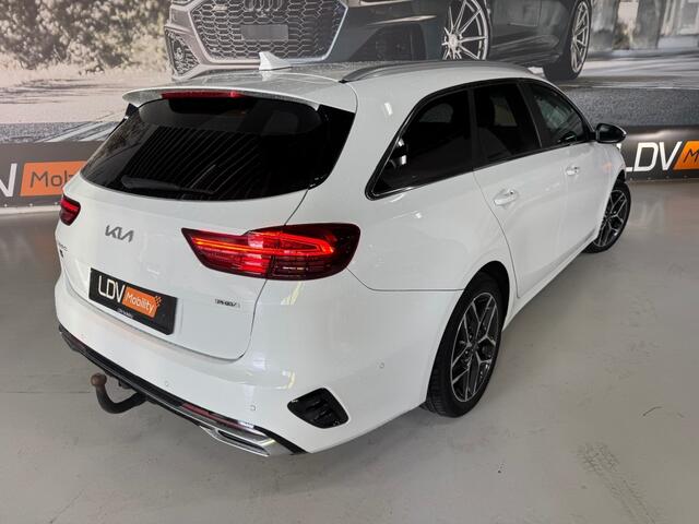 KIA CEE D 1.6 GDI PHEV / DynamicLine / Elektrische achterklep / Trekhaak / Carplay / incl. onderhoudsbeurt.