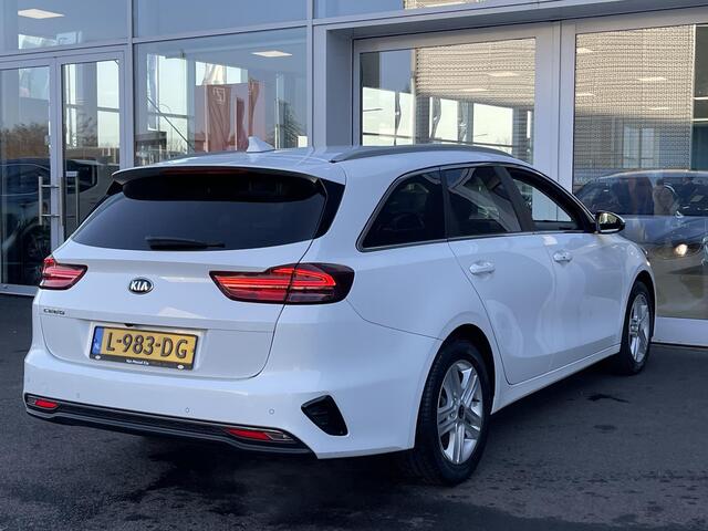 KIA CEE D Ceed Sportswagon 1.5 T-GDi DynamicPlusLine | Stoel/Stuur Verwarming | Climate Control | Achteruitrijcamera | Navigatie