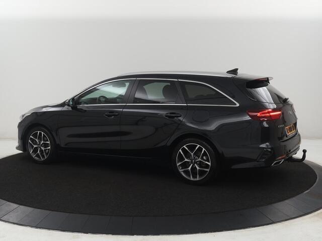 KIA CEE D Ceed Sportswagon 1.5 T-GDi MHEV GT-Line Edition | Cruise control | Trekhaak | Camera | Park assist | Carplay | Climate control | Full LED | 17" velgen