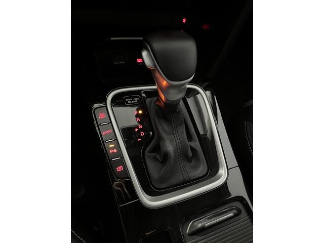 KIA CEE D Ceed Sportswagon 1.6 GDI PHEV PLUG-IN DynamicPlusLine 1E EIGN/ECC/STOELVERW./APPLE/CAMERA