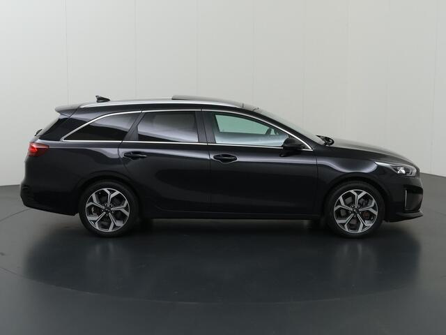 KIA CEE D Ceed Sportswagon 1.6 GDI PHEV ExecutiveLine | Tekhaak | Panoramadak | Stoel/Stuurverwaring | Achteruitrijcamera | Lederen bekleding | Adaptieve Cruise Control |
