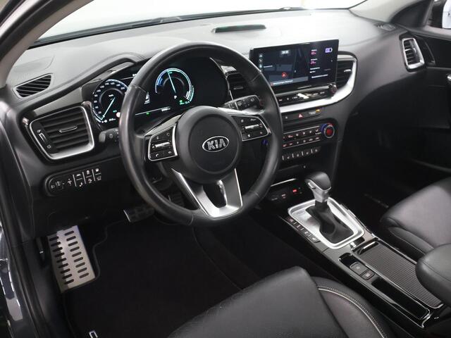 KIA CEE D Ceed Sportswagon 1.6 GDI PHEV ExecutiveLine | Trekhaak afneembaar | Panoramadak | Stoel/Stuurverwaring | Achteruitrijcamera | Lederen bekleding | Adaptieve Cruise Control |