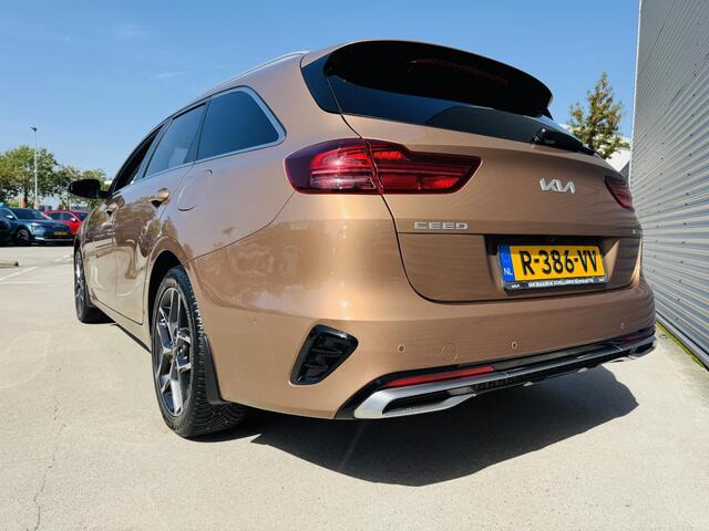 KIA CEE D Ceed Sportswagon 1.6 GDI PHEV DynamicPlusLine Edition Draaghaak Afn. tbv Fietsendrager | All season banden | Stoel & Stuurverw. | Privacyglass