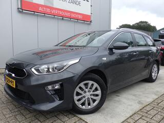 KIA CEE D