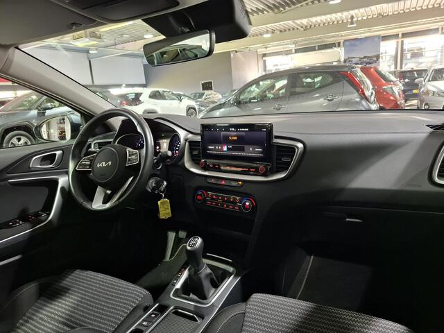 KIA CEE D Ceed Sportswagon 1.5 T-GDi DynamicLine Trekhaak, Apple Carplay/Android Auto, Navigatie, Camera.