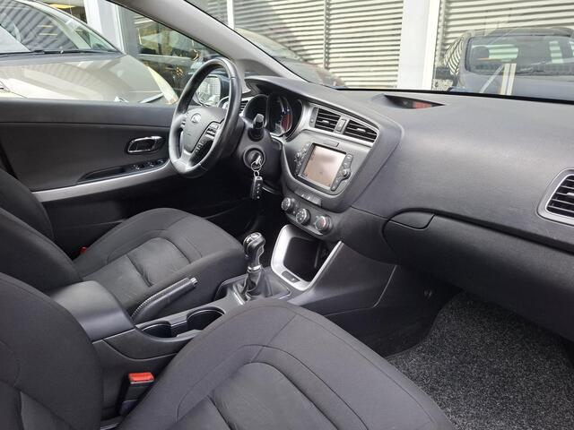 KIA CEE D Cee'd Sportswagon 1.4 GDi Navigator Airco/Nav/Cam
