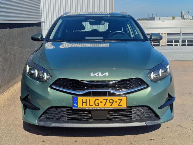 KIA CEE D Ceed Sportswagon 1.5 T-GDi DynamicLine Trekhaak, navigatie Apple CarPlay/Android Auto, parkeersensoren v&a, cruise control, 1e eign. BTW-auto