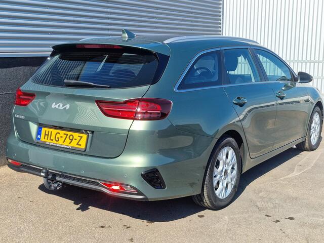 KIA CEE D Ceed Sportswagon 1.5 T-GDi DynamicLine Trekhaak, navigatie Apple CarPlay/Android Auto, parkeersensoren v&a, cruise control, 1e eign. BTW-auto