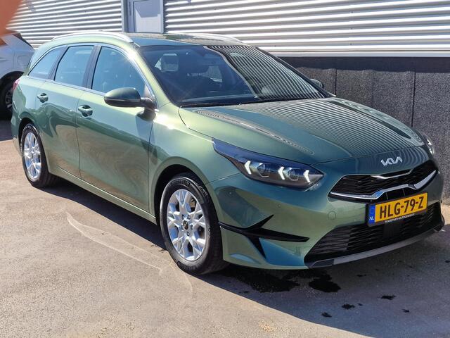 KIA CEE D Ceed Sportswagon 1.5 T-GDi DynamicLine Trekhaak, navigatie Apple CarPlay/Android Auto, parkeersensoren v&a, cruise control, 1e eign. BTW-auto