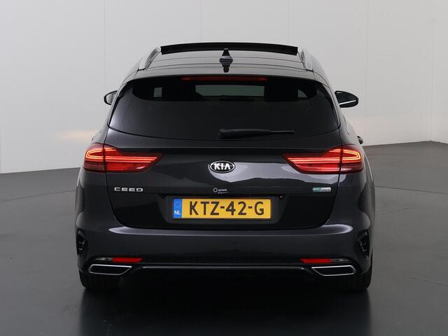 KIA CEE D Ceed Sportswagon 1.6 GDI PHEV ExecutiveLine | Panoramadak | Lederen bekleding | Winterpakket | Stoelverkoeling | Adaptieve Cruise Control |