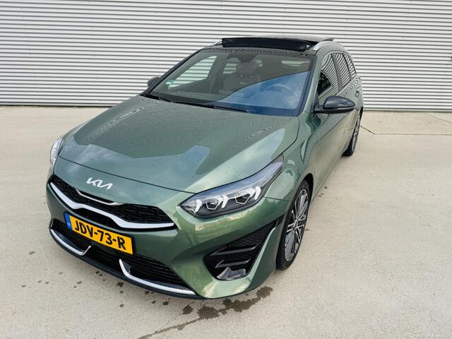 KIA CEE D Ceed Sportswagon 1.5 T-GDi GT-PlusLine Automaat|Panoramadak|Stoelen & Stuurwiel verwarmd|Dodehoekdetectie|PDC|LED|BTW-auto|1e Eigenaar