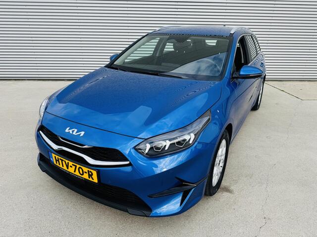KIA CEE D Ceed Sportswagon 1.5 T-GDi DynamicLine Eerste Eigenaar | Trekhaak | Climate Control | Navigatie | Apple Carplay & Android Auto | Cruise Control