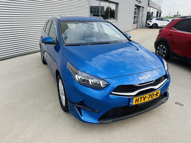 KIA CEE D Ceed Sportswagon 1.5 T-GDi DynamicLine Eerste Eigenaar | Trekhaak | Climate Control | Navigatie | Apple Carplay & Android Auto | Cruise Control