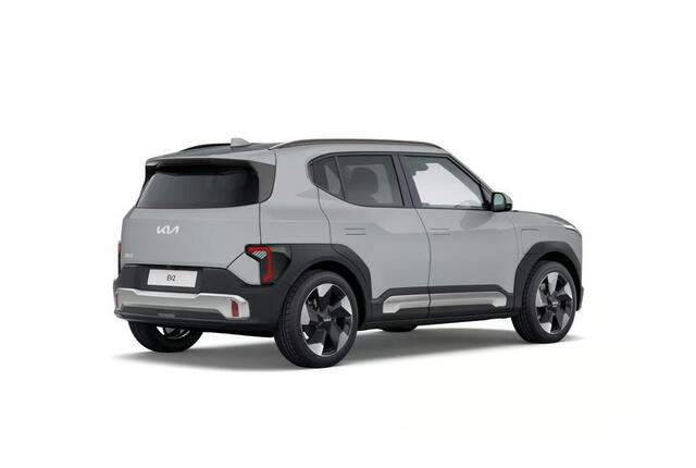 KIA EV2 Plus Advanced 42.2 kWh 4p. | Glazen schuif-/kanteldak | Harman Kardon | 18" lichtmetalen velgen | Stoel- en stuurwielverwarming |