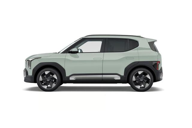 KIA EV2 Plus Advanced 42.2 kWh 4p. | Glazen schuif-/kanteldak | Harman Kardon | 18" lichtmetalen velgen | Stoel- en stuurwielverwarming |