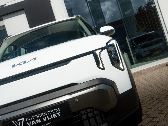 KIA EV2 Air 42.2 kWh | Navi | Achteruitrijcamera | Stoel en stuurverwarming |