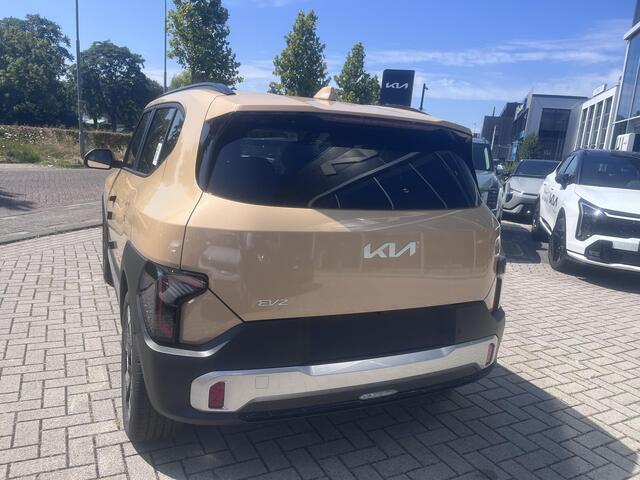 KIA EV2 Plus Advanced 61 kWh VOORRAAD DEALS!! NU TIJDELIJK EXTRA INRUIL VOORDEEL!!
