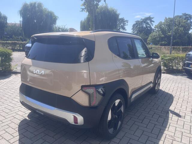 KIA EV2 Plus Advanced 61 kWh VOORRAAD DEALS!! NU TIJDELIJK EXTRA INRUIL VOORDEEL!!