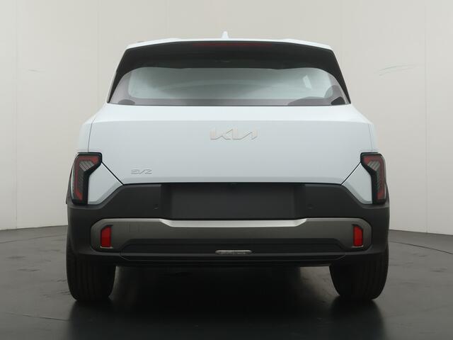 KIA EV2 Air 42.2 kWh 4p. - Stoel/Stuurverwarming - Verstelbare achterbank - AppleCarplay - Android Auto - 7 jaar of 150.000km Fabrieksgarantie