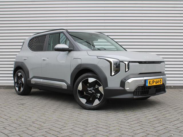 KIA EV2 Plus 42.2 kWh | Dodehoek detectie | Clima | 18'' LM Velgen | Stuur-/stoelverwarming | All seasons | Camera | Keyless | Telefoonlader | Navi |