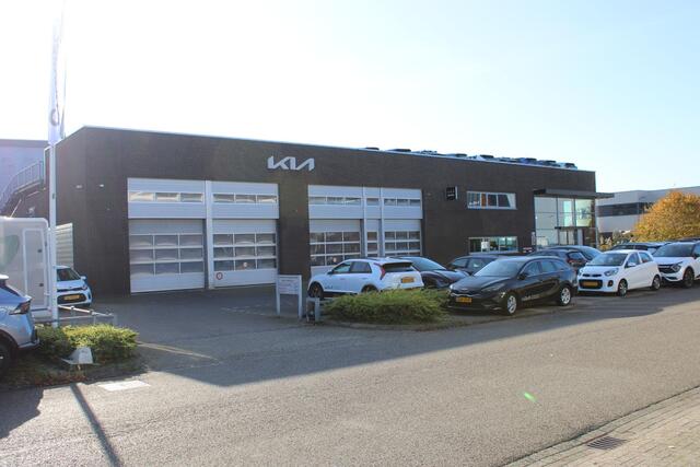KIA EV2 Air 42.2 kWh 4p. Stoel en Stuurverwarming / Full map navi / 16" LM velgen