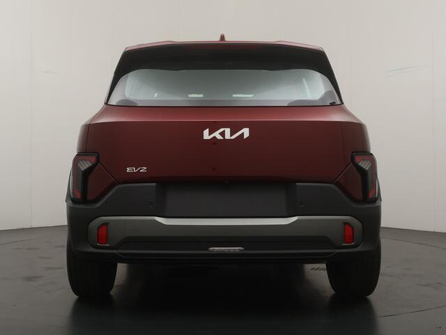 KIA EV2 Air 42.2 kWh 4p. - Prijs incl. inruilpremie - Navigatie - Apple CarPlay/Android Auto - Achteruitrijcamera - Fabrieksgarantie tot 08-2033