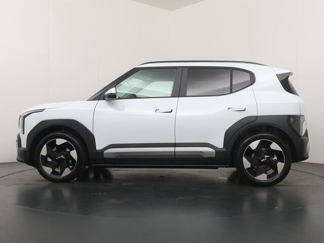 KIA EV2 Plus 42.2 kWh - Stoel-/Stuurverwarming - Navigatie - Achteruitrijcamera - Apple Carplay/Android Auto - Fabrieksgarantie t/m 2033