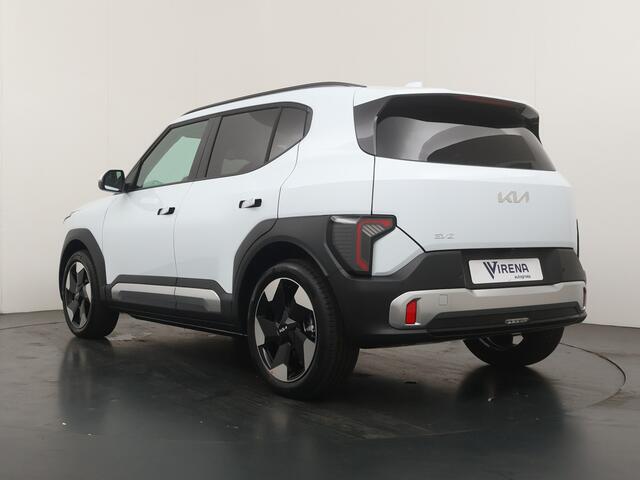 KIA EV2 Plus 42.2 kWh - Stoel-/Stuurverwarming - Navigatie - Achteruitrijcamera - Apple Carplay/Android Auto - Fabrieksgarantie t/m 2033