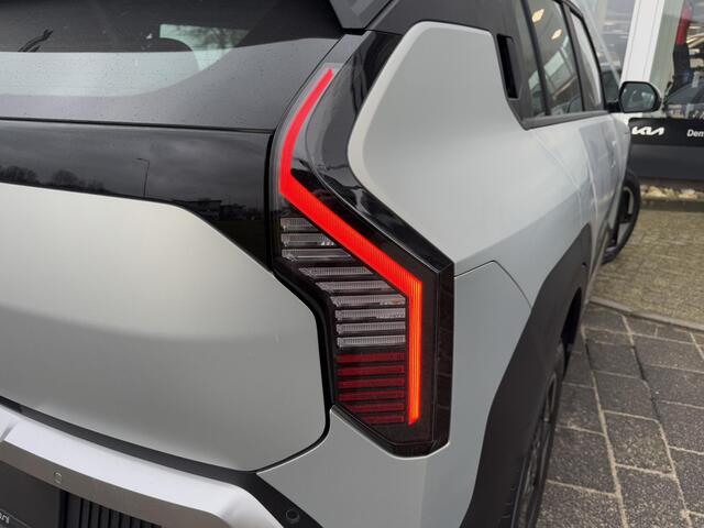 KIA EV3 Air 58.3 kWh | Uit Voorraad Leverbaar | Voorraadkorting | Complete Uitvoering | Matte Kleur | Enz...
