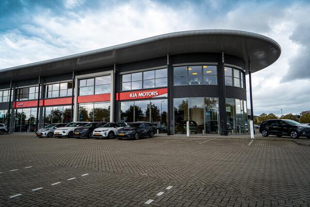 KIA EV3 Plus Advanced 81.4 kWh | Company Car | Vehicle-to-load | Leder | Camera | Leverbaar per 01-06-2025 |
