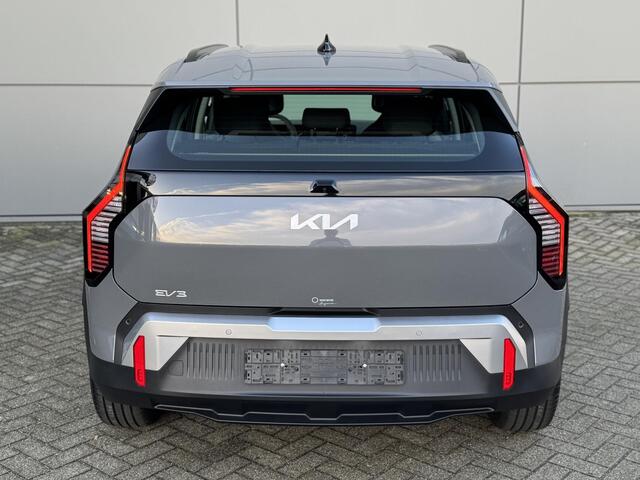 KIA EV3 Air 58.3 kWh Snel leverbaar | Camera | Navigatie | Adaptieve cruise |