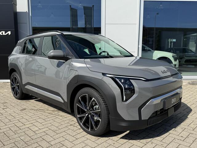 KIA EV3 Air 58.3 kWh | 19 INCH Velgen | Allseason | Draadloos Carplay | Navigatie |