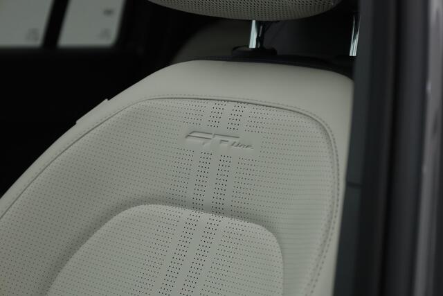 KIA EV3 GT-Line 81.4 kWh | Pano | HUD | Stoelventi. | Harman Kardon | 360cam | Vehicle-to-load