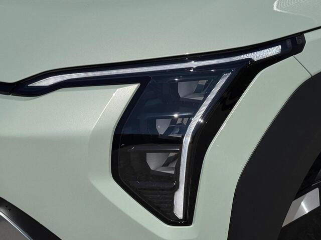 KIA EV3 Plus 58.3 kWh | Privacy Glass | Adaptive Cruise | Stoel- en stuurwielverwarming | Dodehoekassistentie |