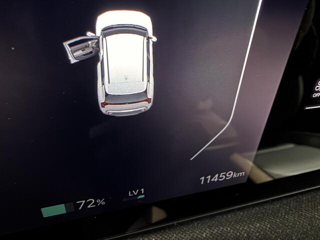 KIA EV3 GT-PlusLine 81.4 kWh Auto vol luxe! Schuif-/kanteldak, trekhaak, V2L, 360° camera, stoelverwarming, navigatie, Apple CarPlay/Android Auto, NL-auto,