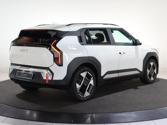KIA EV3 Plus Advanced 81.4 kWh | Panoramaschuifdak | 19" velgen | Harman Kardon | Privacy Glass | Stoel- en stuurwielverwarming |