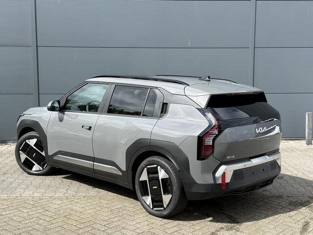 KIA EV3 Plus Advanced 81.4 kWh | Panoramaschuifdak | 19" velgen | Harman Kardon | Privacy Glass | Stoel- en stuurwielverwarming |