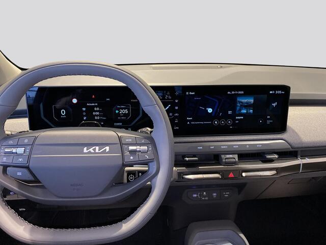 KIA EV3 Plus 58.3 kWh | Parkeersensoren Voor + Achter | Camera | Adaptive Cruise | Keyless | DAB+ | Apple Carplay/ Android Auto