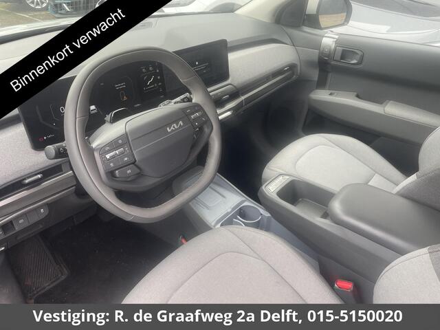KIA EV3 Plus 81.4 kWh | Navigatie | Stuur-& Stoelverwarming | Parkeersensoren | Camera