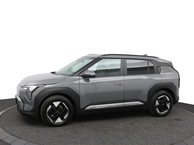 KIA EV3 Plus 81.4 kWh - Prijs incl. inruilpremie - Stoel-/stuurverwarming - Privacy Glass - Navigatie - Fabrieksgarantie tot 02-2033