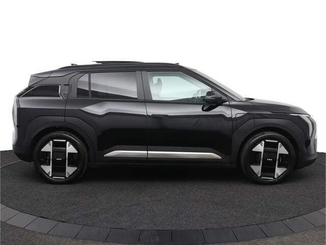 KIA EV3 Plus Advanced 81.4 kWh - Prijs incl. inruilpremie - Schuif-/kanteldak - Lederenbekleding - Stoel / Stuurwielverwarming - Fabrieksgarantie tot 12-2032 of 150.000 km