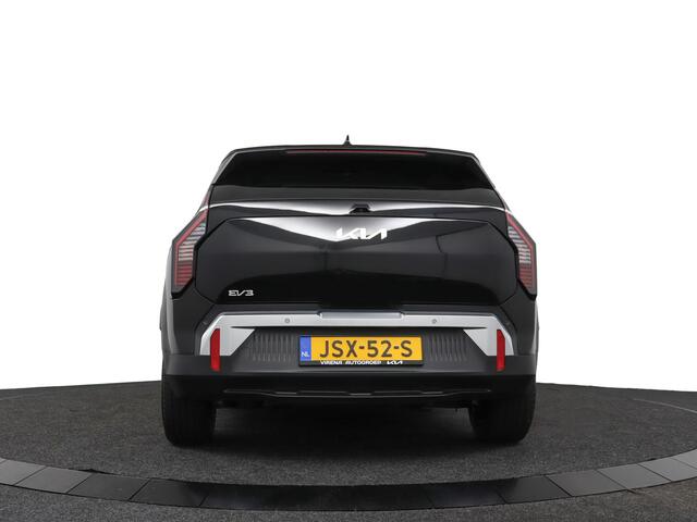 KIA EV3 Plus 81.4 kWh - DEMO -Stoel/Stuur verwarming - Apple Carplay/Android Auto - Navigatie - Achteruitrij camera - Keyless entry