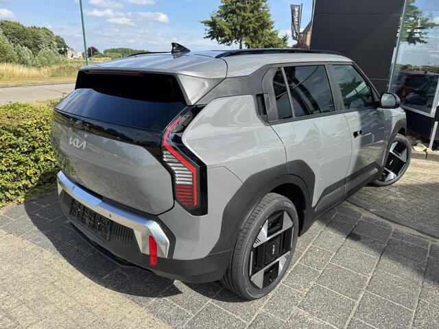 KIA EV3 Plus Advanced 58.3 kWh , Snel Leverbaar!, Inclusief 3000 Euro Inruilpremie, Complete Uitvoering!, Voorraadkorting!