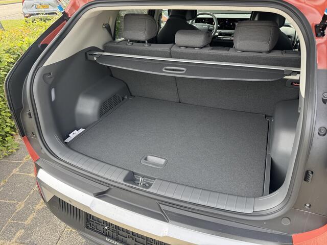 KIA EV3 Plus 58.3 kWh , Snel Leverbaar!, Inclusief 3000 Euro Inruilpremie, Complete Uitvoering!, Voorraadkorting!