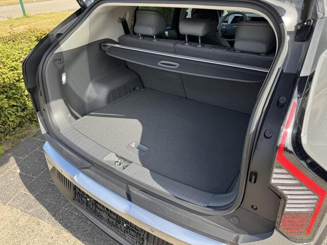 KIA EV3 Plus Advanced 81.4 kWh , Snel Leverbaar!, Inclusief 3000 Euro Inruilpremie, Complete Uitvoering!, Voorraadkorting!